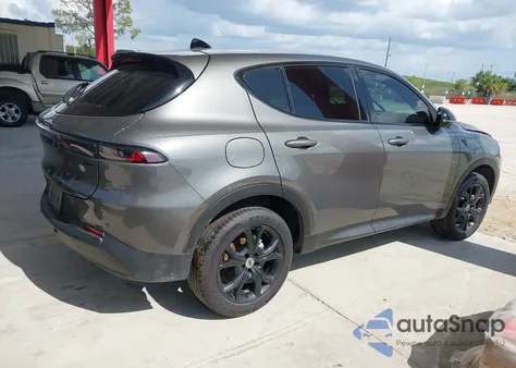 2024 Dodge Hornet Gt Awd z USA, uszkodzony, nr VIN ZACNDFAN1R3A38147